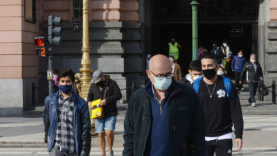 Los números siguen en aumento: 1.391 nuevos casos en Argentina y 20 muertes