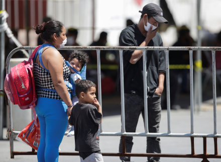 2020-06-12T214455Z_75386888_RC2X7H9LURDN_RTRMADP_3_HEALTH-CORONAVIRUS-MEXICO-SHELTER.JPG