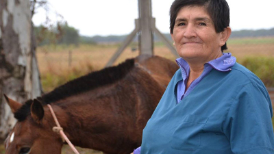 Ester Espinoza: el amor por los niños y compromiso de solidaridad