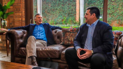 Mauricio Macri regresó de Paraguay y ahora deberá cumplir 14 días de aislamiento