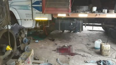 Du Graty: muere aplastado por la caja de cambios de un camión en un taller mecánico