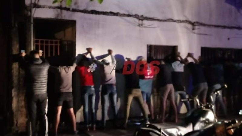 Corrientes: desalojaron un domicilio con más de 50 personas en una fiesta