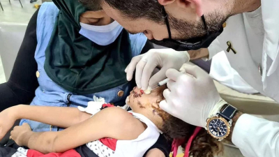 El "ángel" que cose las cicatrices de Beirut tras la explosión