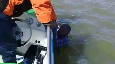 Milagroso rescate en las aguas del Paraná