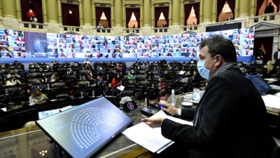 Massa convoca al diálogo a todos los bloques del Congreso