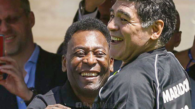 Diego saludó a Pelé por su cumpleaños