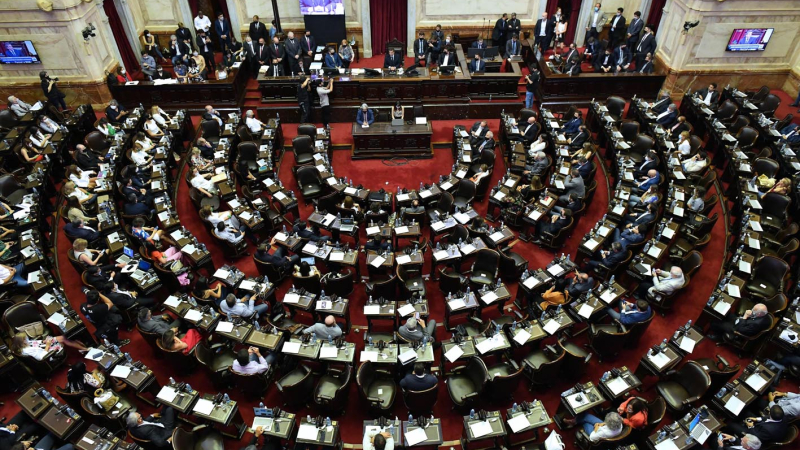 Diputados debate el proyecto sobre fortalecimiento de la sostenibilidad de la deuda pública
