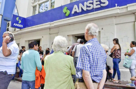 jubilados Anses.JPG