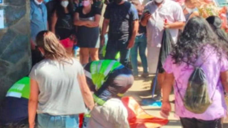 Chile: carabinero mata de al menos cinco tiros a un malabarista