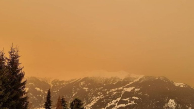 El cielo se tiñó de amarillo en tres países europeos por una extraña nube de arena proveniente del Sahara