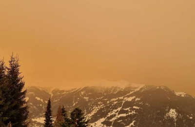 El cielo se tiñó de amarillo en tres países europeos por una extraña nube de arena proveniente del Sahara