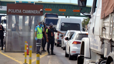 Liberaron el acceso a la provincia pero las multas continúan vigentes