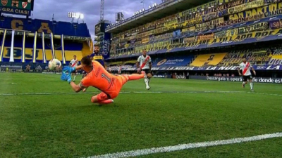 Armani fue clave para evitar que Boca amplíe la ventaja