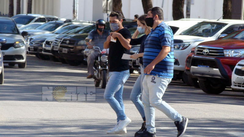 Se disparan los casos de Covid-19 y el Gobierno prepara nuevas medidas