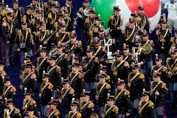 La fiesta de inauguración de la Euro en el Estadio Olímpico de Roma (Reuters).