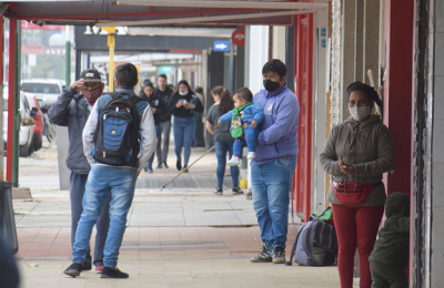 Medio aguinaldo: la mayoría de los empleados lo usarán para pagar deudas