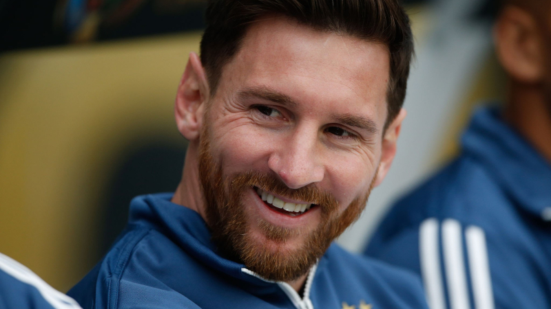 Asado de Selección y torta para Messi en su cumpleaños