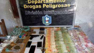 Dos procedimientos en Fontana: drogas, armas y un detenido en Puerto Vicentini