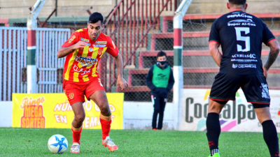 Sarmiento se trajo un punto de Las Parejas