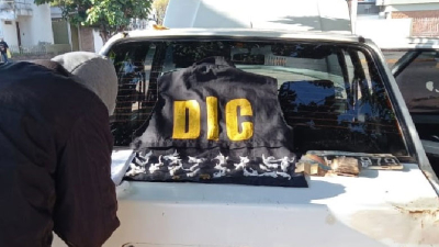 Un remisero fue atrapado con varias dosis de droga e Villa San Martín