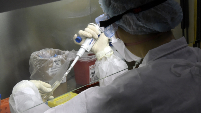 La variante Delta encabeza una nueva ola del coronavirus en todo el mundo