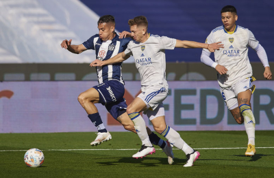 Con los titulares, Boca empató con Talleres
