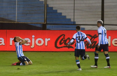Con Claudio Úbeda Racing encontró un poco de paz al vencer a Newell’s