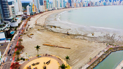 El balneario brasileño de Camboriú triplica su franja costera para atraer al turismo