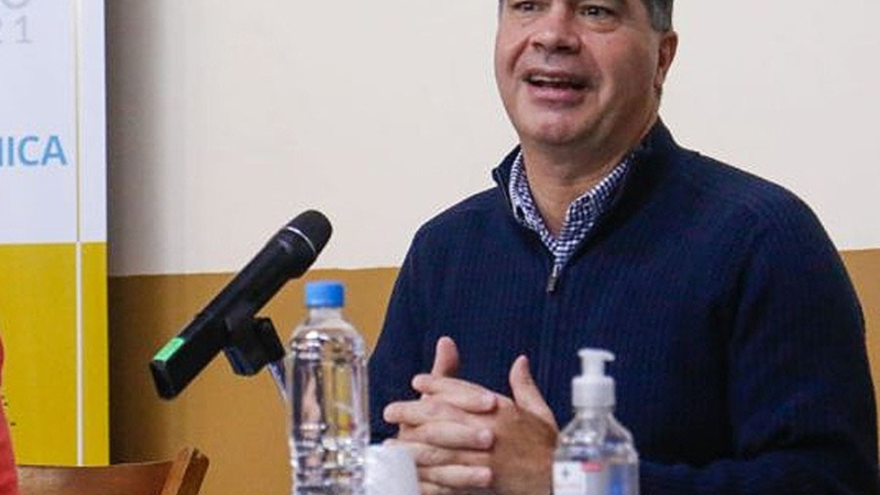 El gobierno afirma que no se crean nuevos cargos y que las acciones son complementarias no sustitutivas