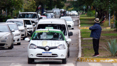 Remiseros advierten posible impacto en la tarifa
