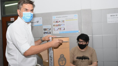 Zdero pidió a la ciudadanía "ir a votar, para que otros no decidan por nosotros"