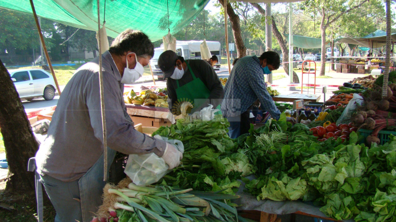 Se amplía la brecha de precios entre producción y consumo: tres alimentos impulsaron las subas