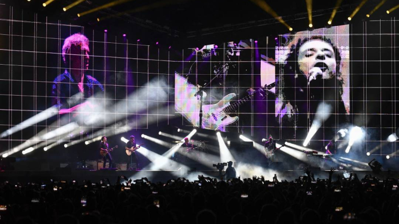 De la mano de Zeta y Charly Alberti, Soda Stereo da las ‘gracias totales‘ en un concierto futurista