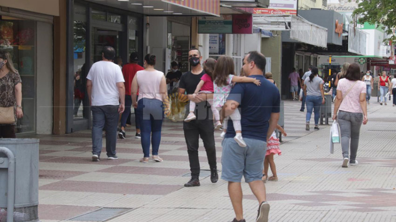 Confirmaron 27 muertes y 5.337 contagios en las últimas 24 horas