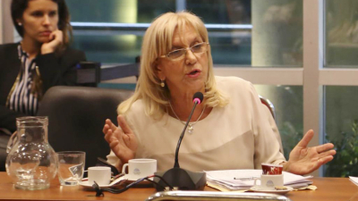 La Justicia ordenó restituir a Elda Pértile en el Tribunal de Cuentas