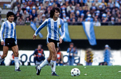 Jorge Mario Olguín: "Fuimos los primeros que dejamos al fútbol argentino en lo más alto"