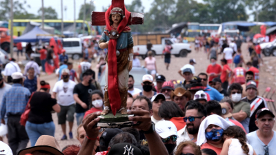 Más de 100.000 personas ya pasaron por el santuario del Gauchito Gil