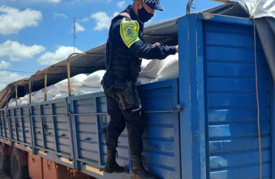 Detectan contrabando de cien toneladas de maíz