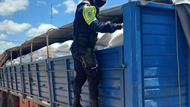 Detectan contrabando de cien toneladas de maíz