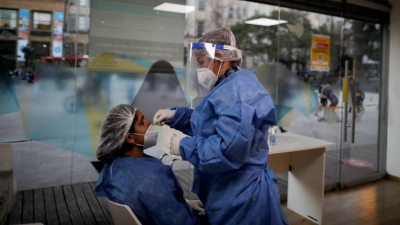 Confirmaron 54 muertes y 6.137 contagios en las últimas 24 horas