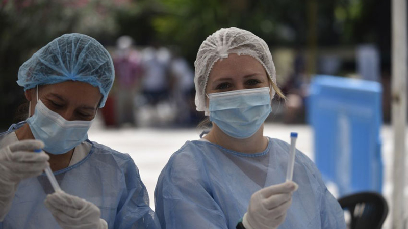 Confirmaron 105 muertes y 3.520 contagios en las últimas 24 horas