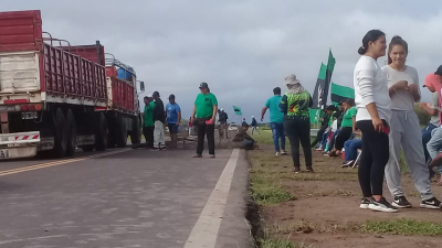 Fuerte protesta social en Castelli, Miraflores y Tres Isletas