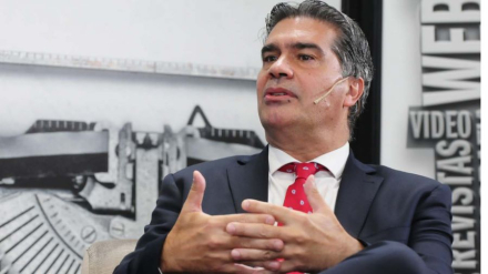 Capitanich en Perfil.jpg