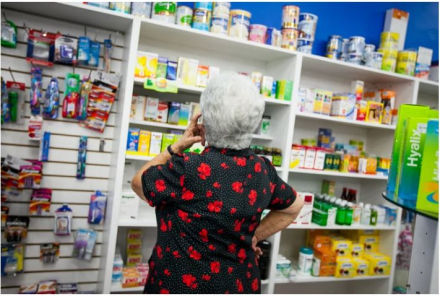 jubilada farmacia.JPG