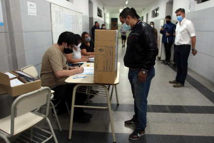 votando.jpg