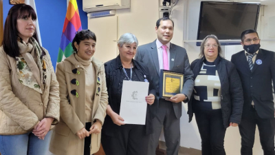 Diputados entregaron un reconocimiento al capellán Walter Marín