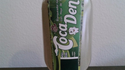Bolivia produce una crema dental elaborada con hojas de coca