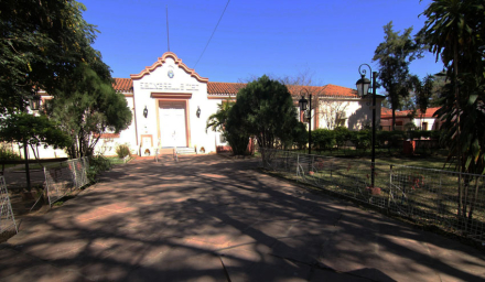 escuela.JPG