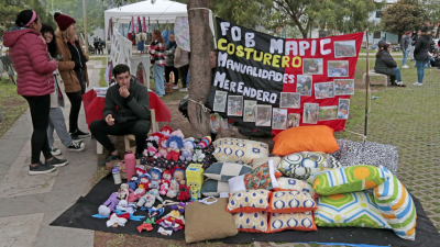 Los Cayetanos se reunieron para exponer y comercializar lo que producen