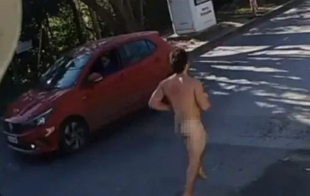 hombre-desnudo.jpg